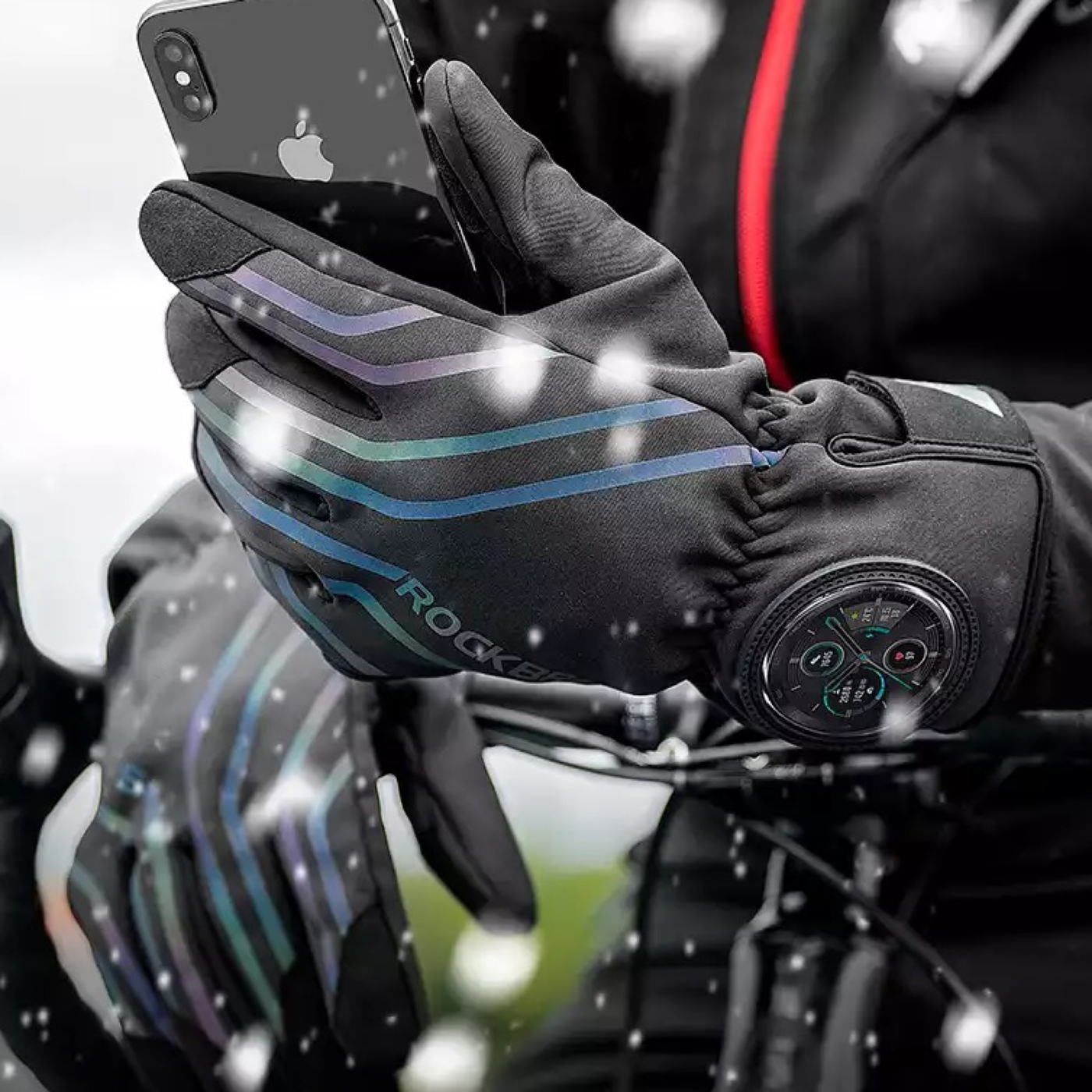 Thermal Gloves With Smartwatch Window